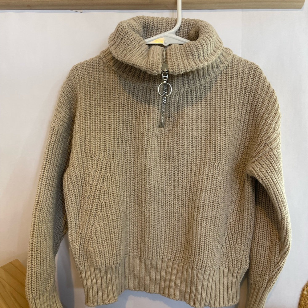 Jamie Kay half zip sweater. EUC. Size 4 year.